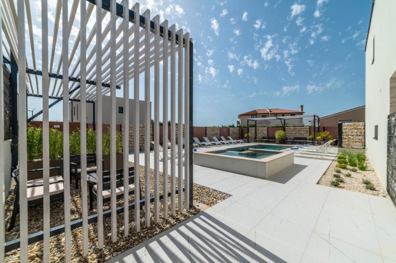 Pinna Residence - Datul Pula Exterior photo